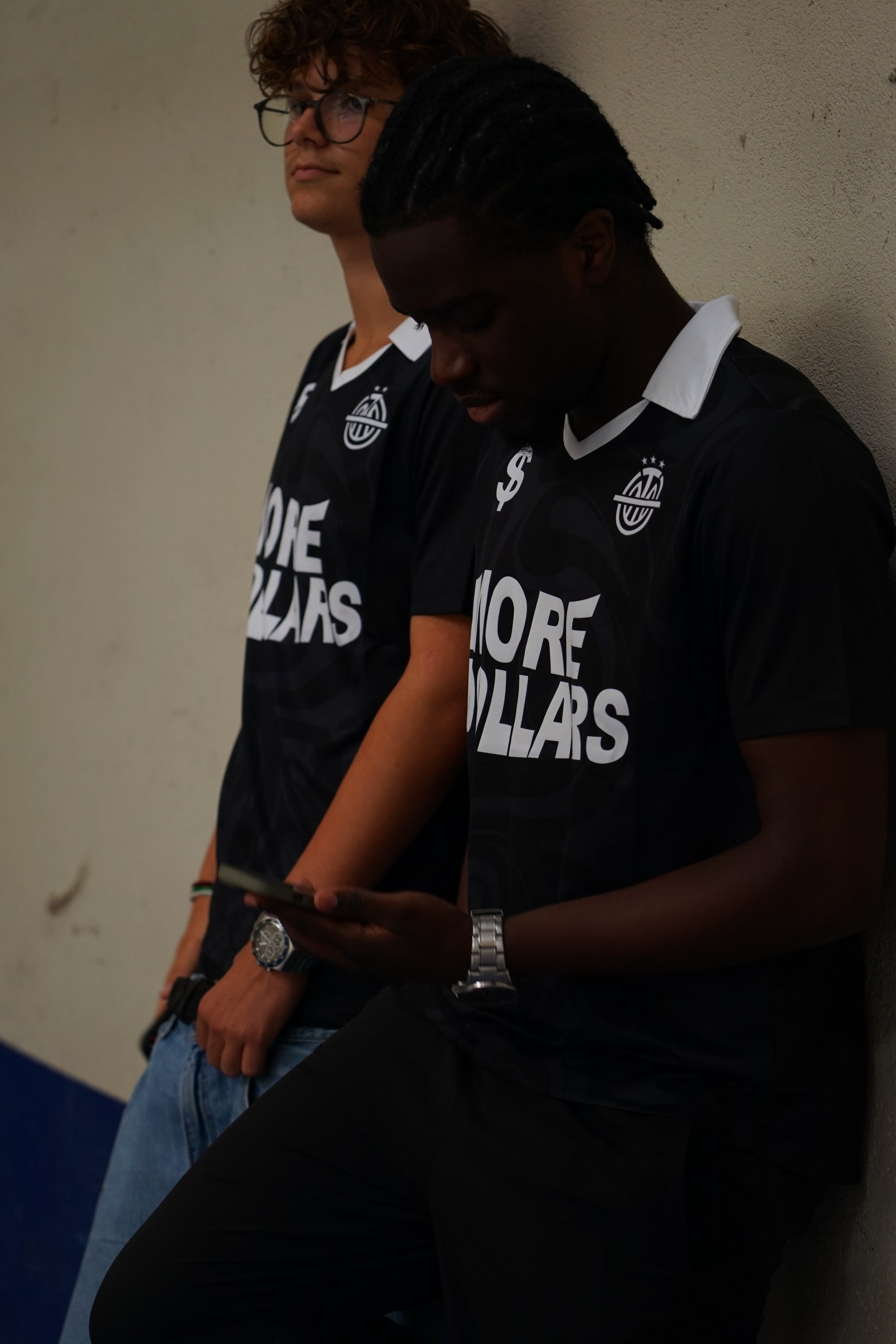 JERSEY NOIR (MORE DOLLARS)