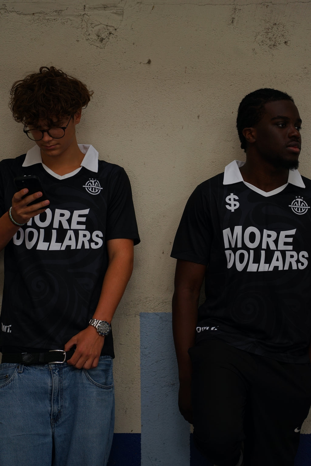 JERSEY NOIR  (MORE DOLLARS)