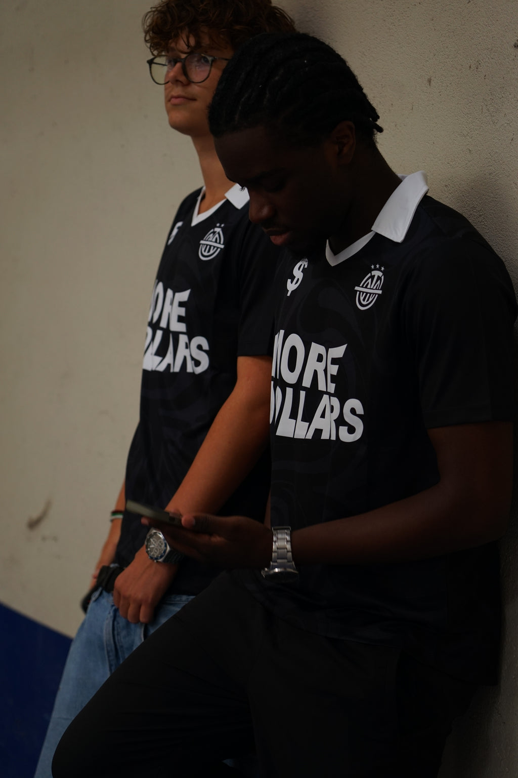 JERSEY NOIR  (MORE DOLLARS)